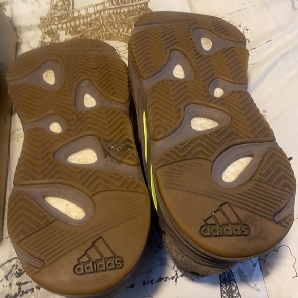 Jeezy 700 worn 2x - Picture 3 of 3